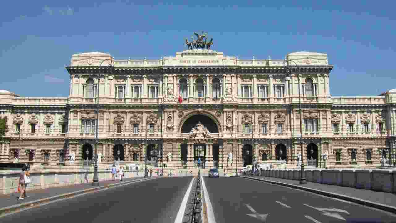 Corte di Cassazione - NewsCellulari.it 20230109